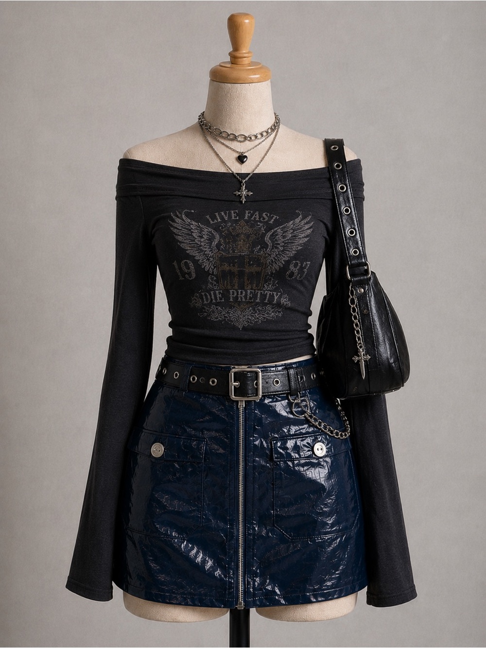 Vintage Moda International faux-leather zip skirt